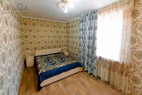 2-комнатная квартира, 55 м², 2/5 этаж посуточно, Бухар Жырау 75 Караганда