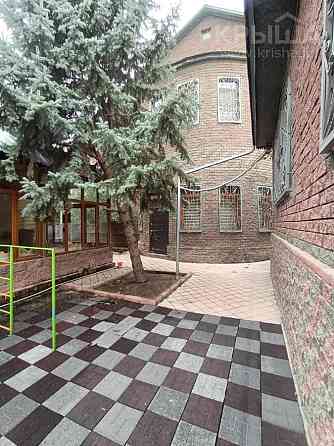 22-комнатный дом на длительный срок, 1200 м², 10 сот., мкр Заря Востока Алматы