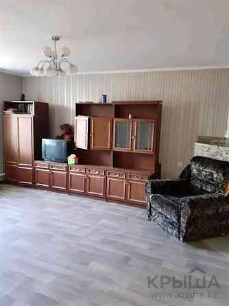 3-комнатный дом на длительный срок, 65 м², Аэропорт Усть-Каменогорск