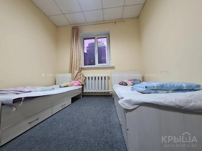 3 комнаты, 210 м², Кармысова 82 — Курмангазы Алматы - изображение 4