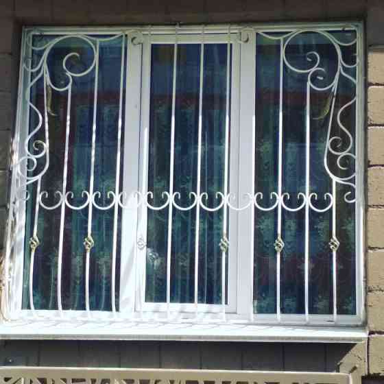 Решетки на окна сварные Решетки от выпадения детей Каскелен