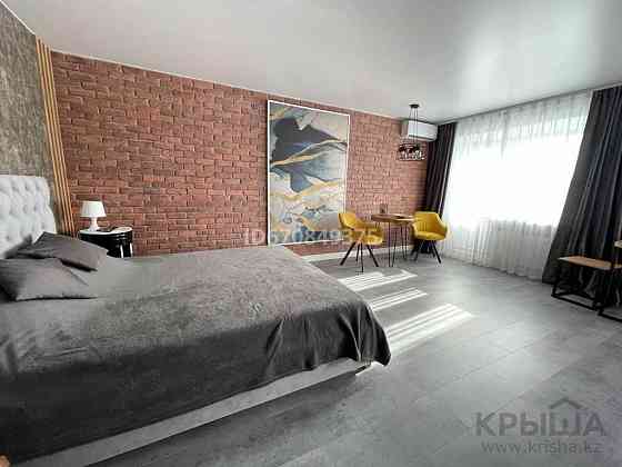 1-комнатная квартира, 35 м², 4/5 этаж посуточно, Кабанбай батыра 114 Усть-Каменогорск