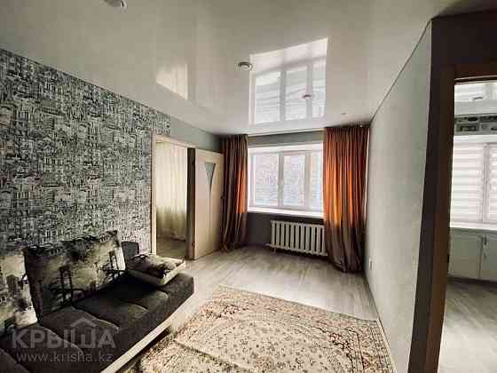 2-комнатная квартира, 45 м², 2/5 этаж посуточно, Назарбаева 14 Усть-Каменогорск