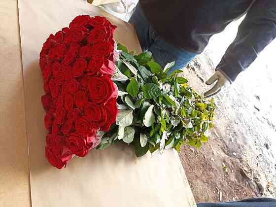 Розы оптом и в розницу  свежие ,метровые !!! Алматы