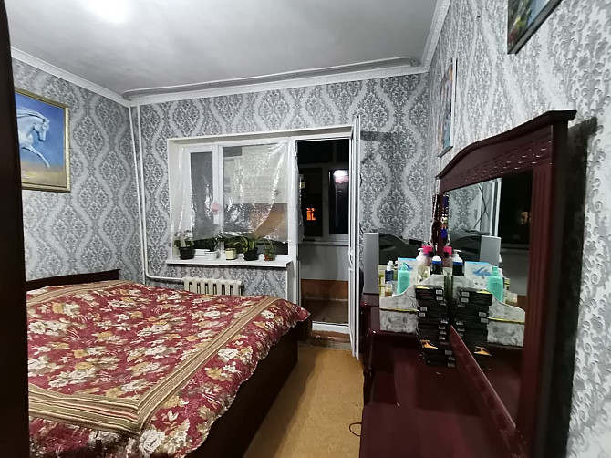Продается шикарная 4х -комнатная квартира в 10 мкр (Аса) 15 дом Тараз - изображение 2