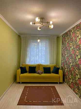 4-комнатная квартира, 75 м², 2/4 этаж, Зейна Шашкина — проспект Аль-Фараби Алматы