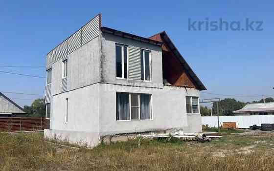 4-комнатный дом, 180 м², 8 сот., Сарыарка 14 - Талгарский р-н, возле бетонки Алматы-Хоргос 