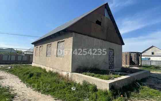 4-комнатный дом, 100 м², 7 сот., 10 линия Жомарт