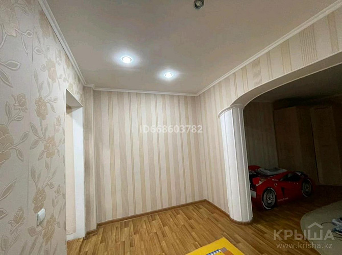 5-комнатный дом, 330 м², 8 сот., Самал-3 Уральск - изображение 7